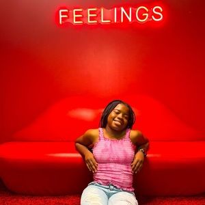 Meet your Posher, Syniah